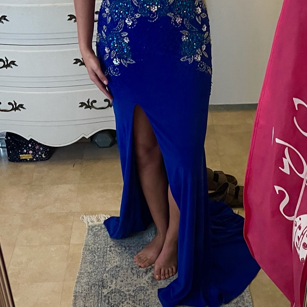 Gorgeous prom dress / homecoming dress